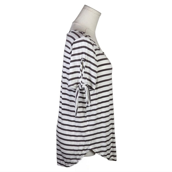 Green Envelope LA Striped Tie Sleeve Scoop Neck Top L Gray And White Soft - Picture 4 of 8